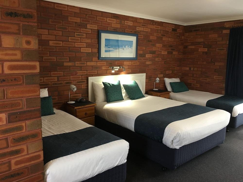 Pelican Motor Inn Merimbula Esterno foto