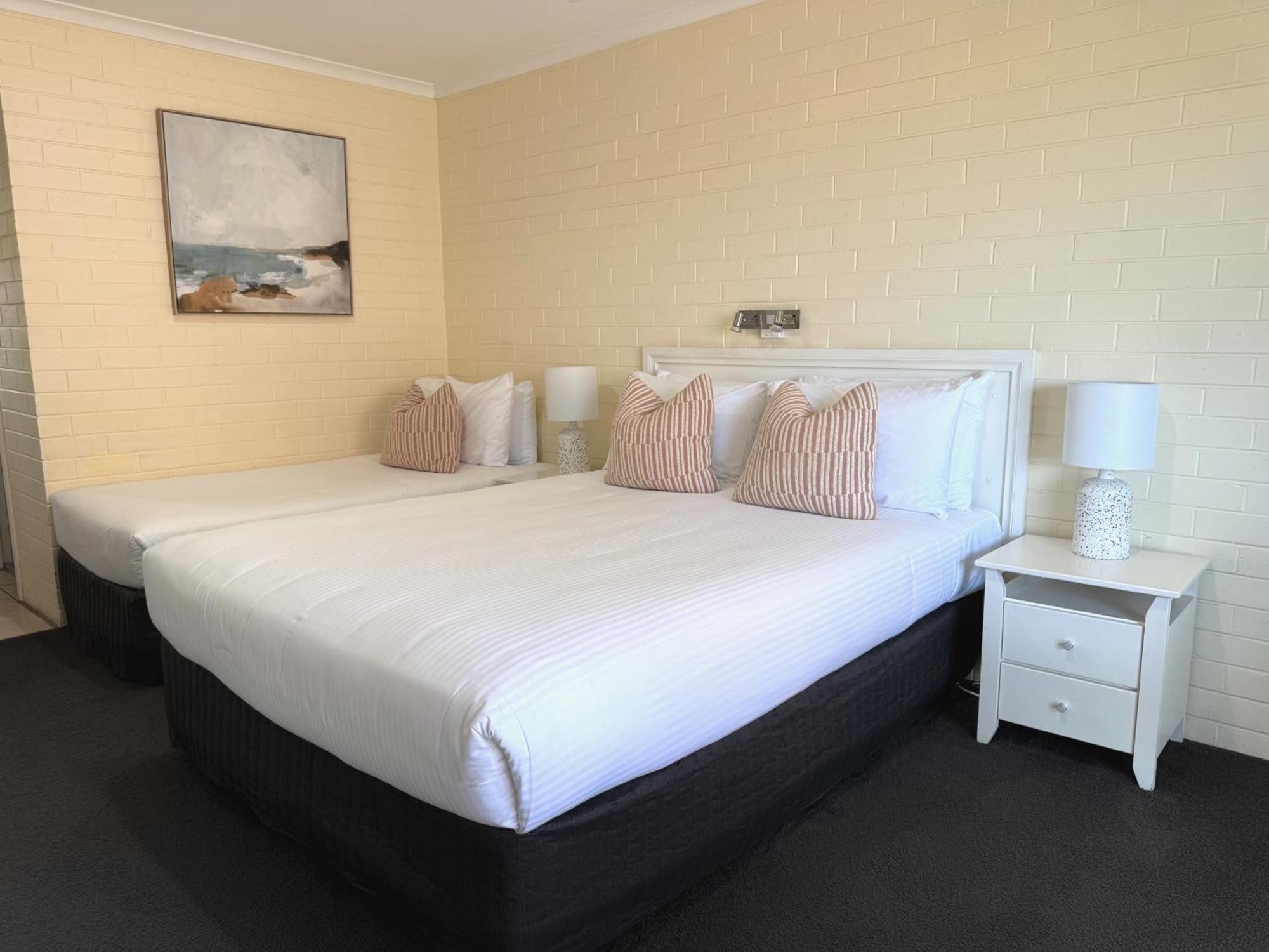 Pelican Motor Inn Merimbula Esterno foto