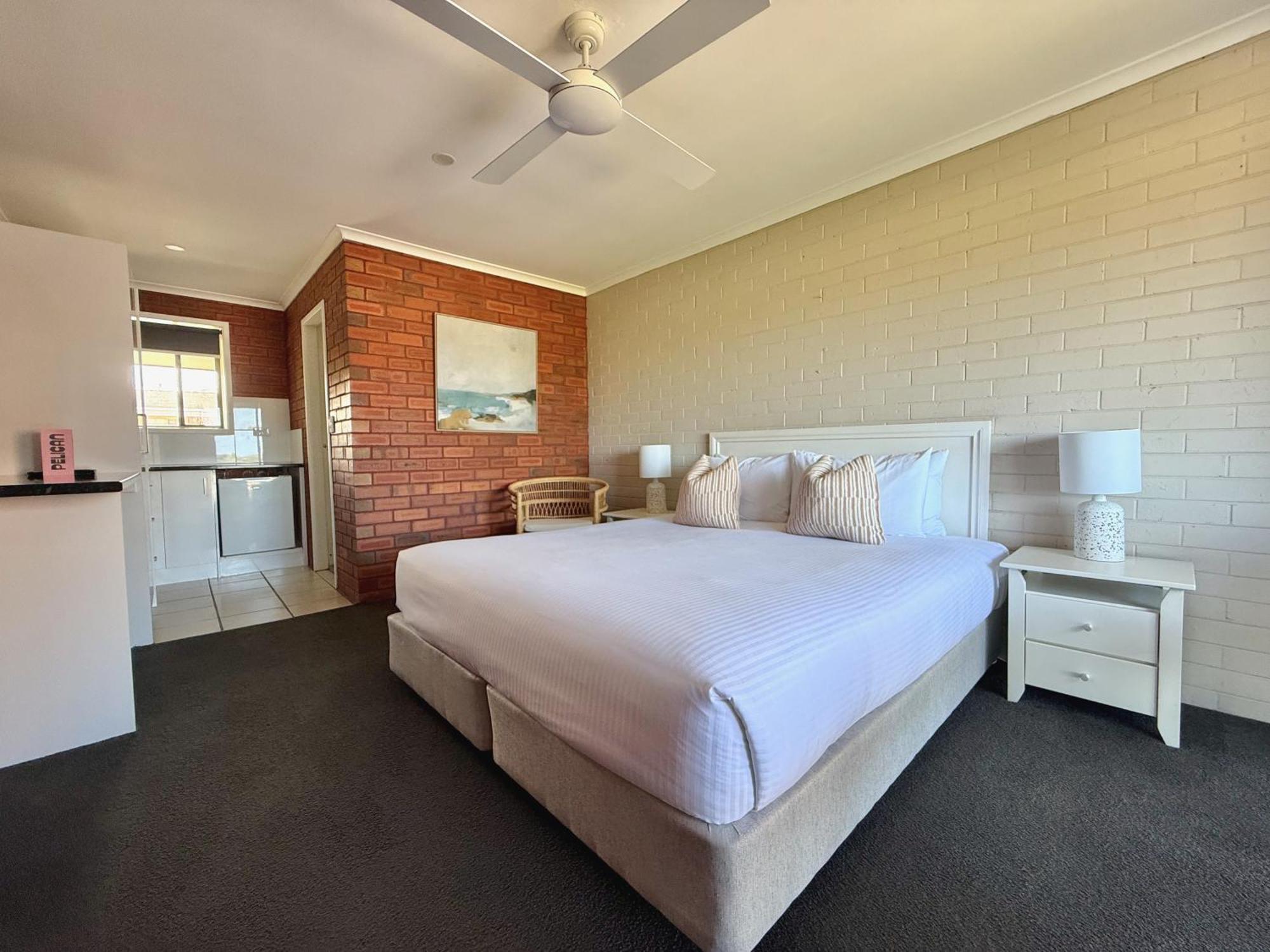 Pelican Motor Inn Merimbula Esterno foto