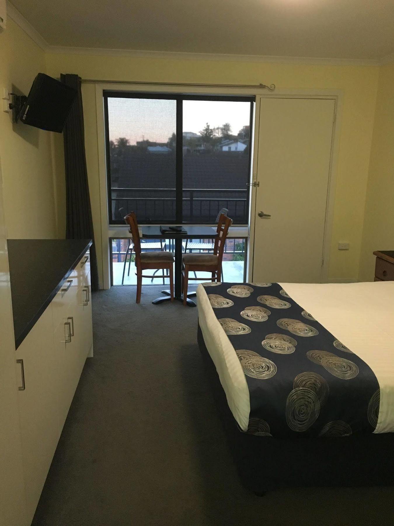 Pelican Motor Inn Merimbula Esterno foto